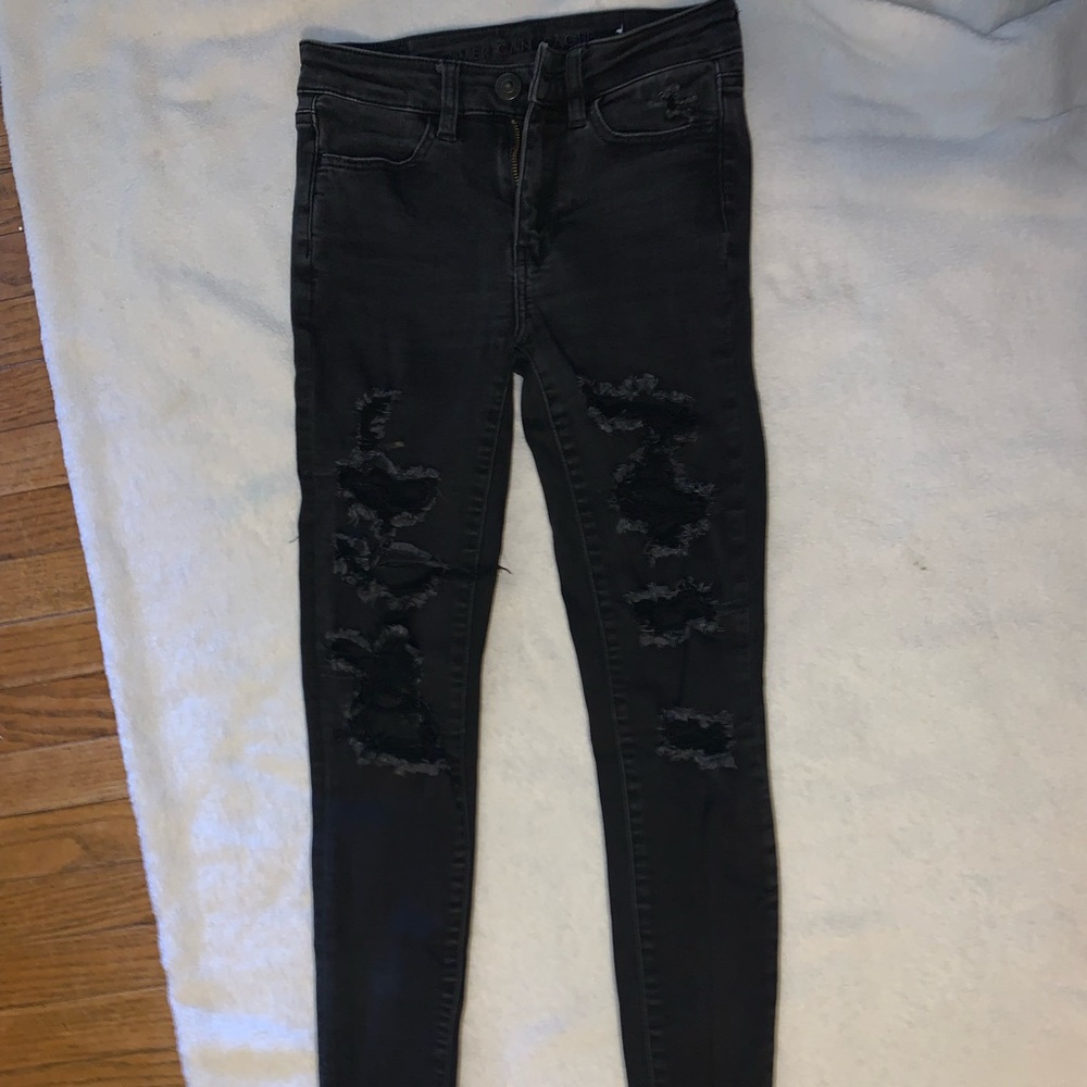 Black skinny jeans from American eagle. Size 0.